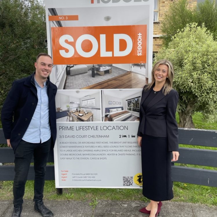 Tomii_Buyers_Agents_1612 2 Large
